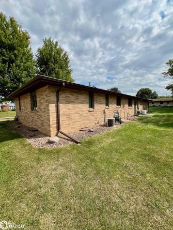 620 Maple Lane Clarion IA 50525