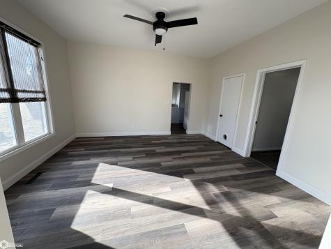 209 2nd Street SW Hampton IA 50441