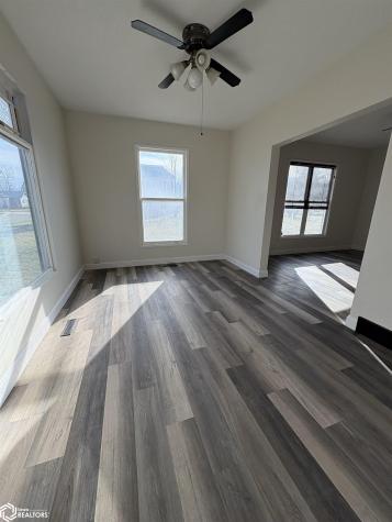 209 2nd Street SW Hampton IA 50441