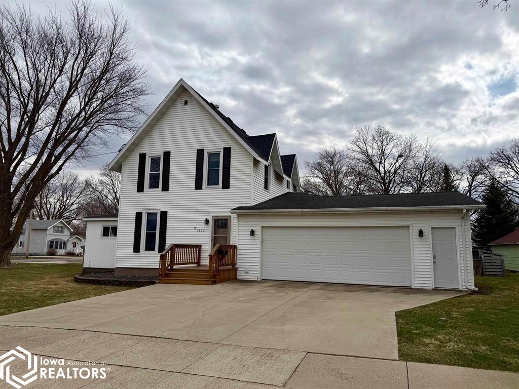 1205 1st Avenue S Northwood IA 50459