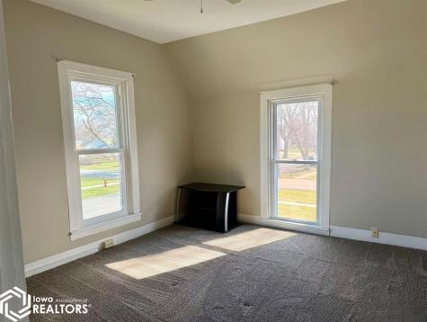 1205 1st Avenue S Northwood IA 50459