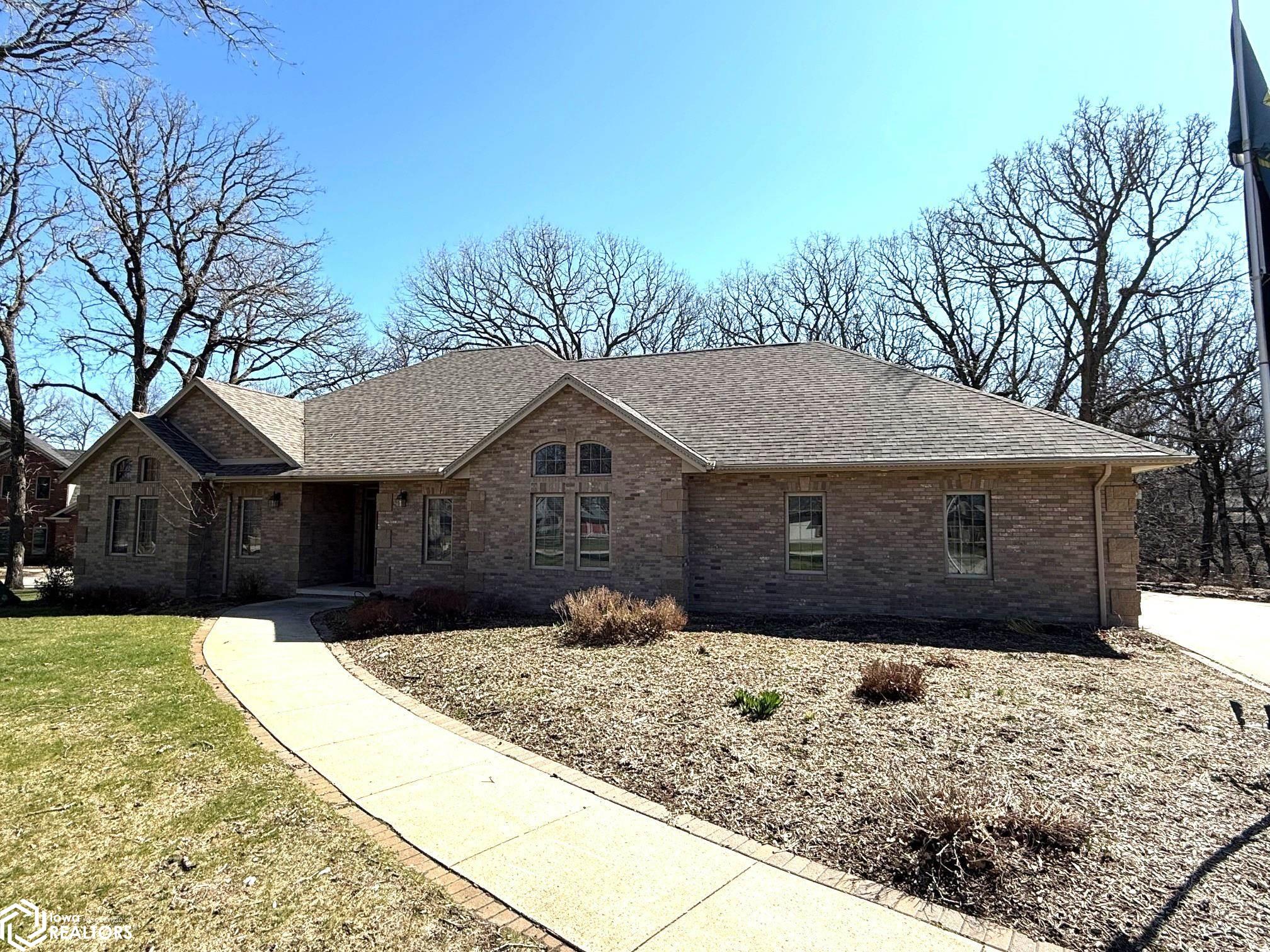 402 Timber Estates Algona IA 50511