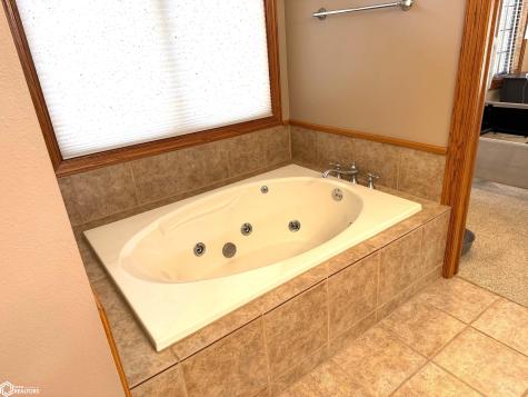 402 Timber Estates Algona IA 50511