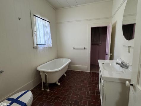 423 N Shore Drive Clear Lake IA 50428