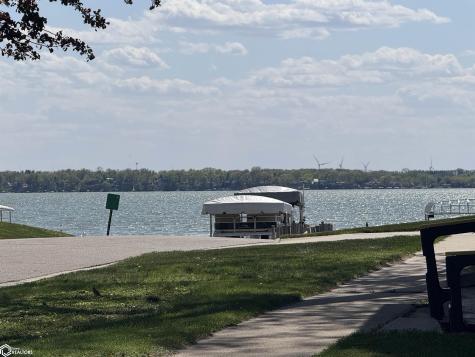 423 N Shore Drive Clear Lake IA 50428