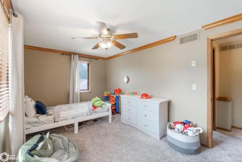 5 Quarry Road Mason City IA 50401