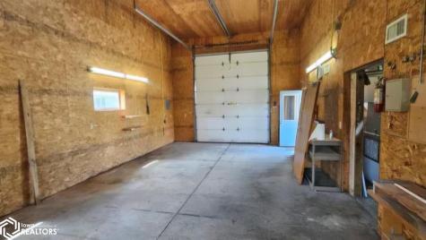 1000 1st Street SE Clarion IA 50525