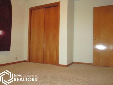 1104 1st Street SE Belmond IA 50421
