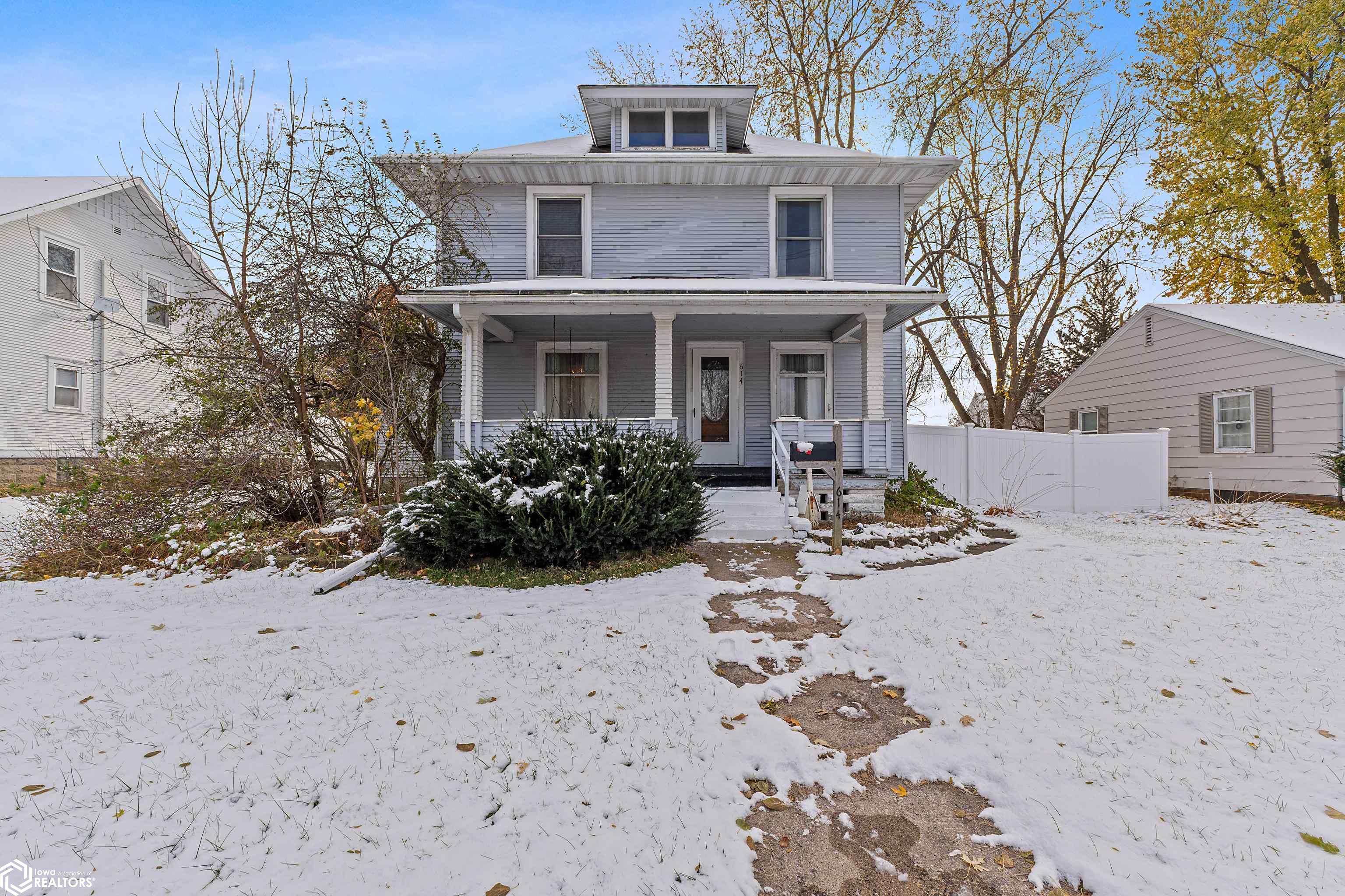 614 Central Avenue E Clarion IA 50525