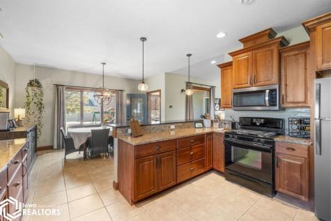 125 Boulder Road Mason City IA 50401