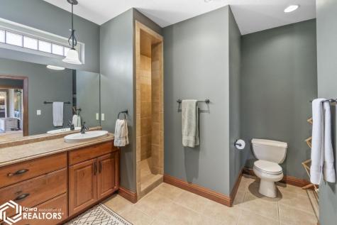 125 Boulder Road Mason City IA 50401
