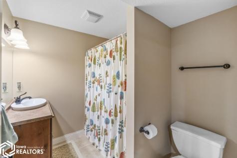 125 Boulder Road Mason City IA 50401