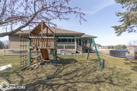 125 Boulder Road Mason City IA 50401