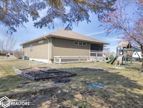 125 Boulder Road Mason City IA 50401