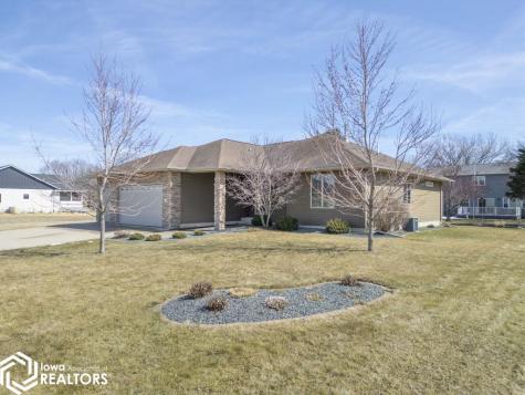 125 Boulder Road Mason City IA 50401