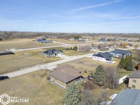 125 Boulder Road Mason City IA 50401