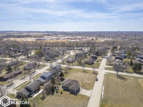 125 Boulder Road Mason City IA 50401