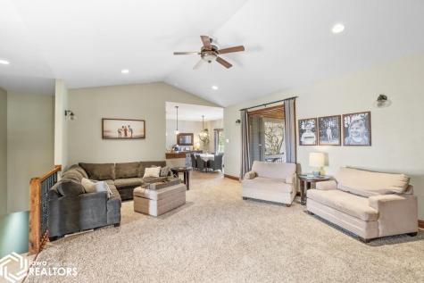 125 Boulder Road Mason City IA 50401