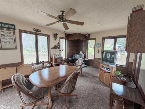 1665 Dorell Drive Hampton IA 50441