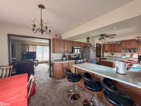 1665 Dorell Drive Hampton IA 50441