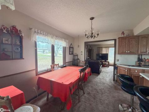 1665 Dorell Drive Hampton IA 50441