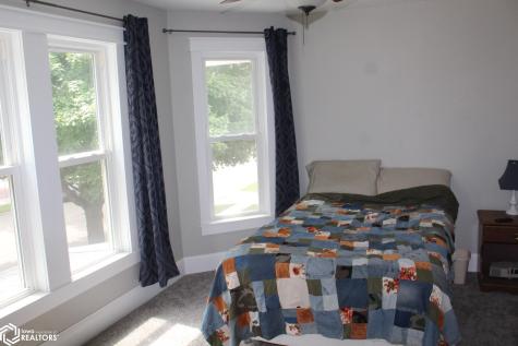 419 S 8th Street Osage IA 50461