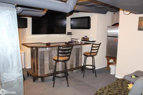 419 S 8th Street Osage IA 50461