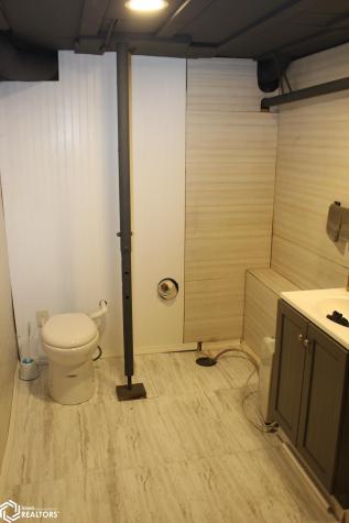 419 S 8th Street Osage IA 50461