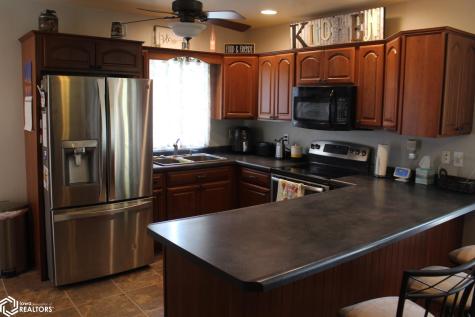 419 S 8th Street Osage IA 50461