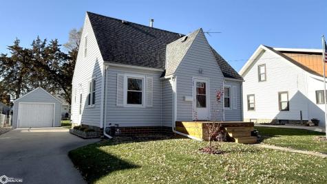 102 S Indiana Avenue Mason City IA 50401