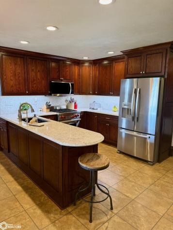 2711 Dows Williams Road Dows IA 50071