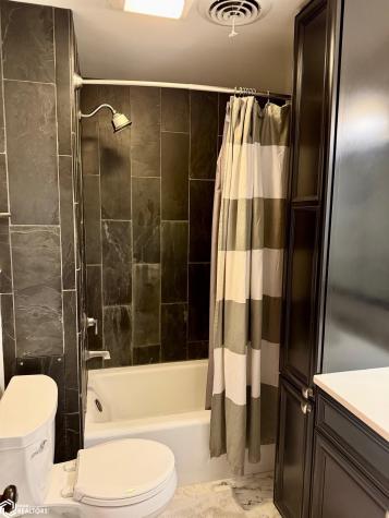 2711 Dows Williams Road Dows IA 50071