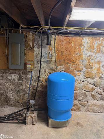 2711 Dows Williams Road Dows IA 50071