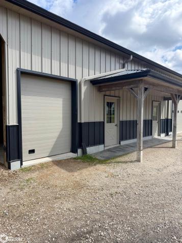 2711 Dows Williams Road Dows IA 50071