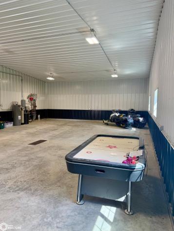 2711 Dows Williams Road Dows IA 50071