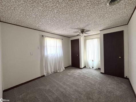 1104 3rd Avenue S Clear Lake IA 50428