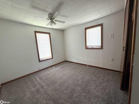 1104 3rd Avenue S Clear Lake IA 50428