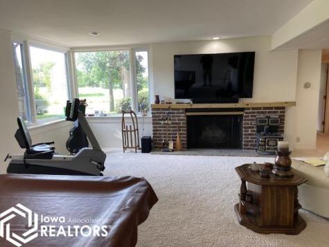 601 19th Street W Clear Lake IA 50428