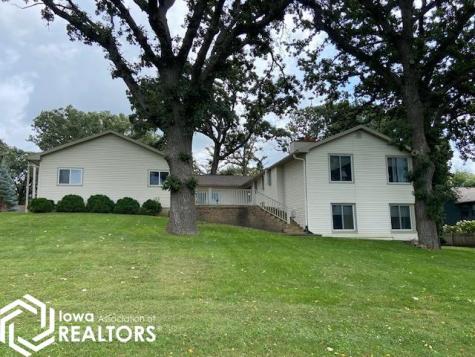 601 19th Street W Clear Lake IA 50428