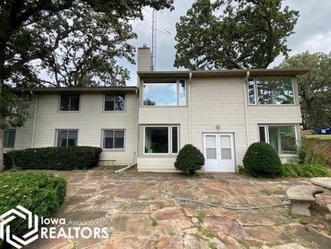 601 19th Street W Clear Lake IA 50428