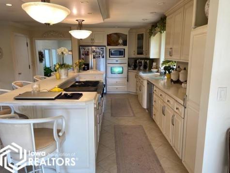 601 19th Street W Clear Lake IA 50428