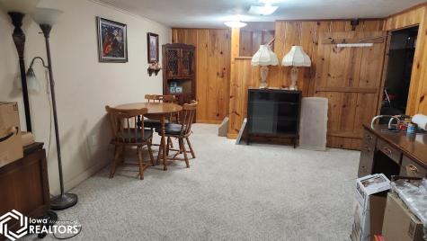 15 Lakeview Drive Mason City IA 50401