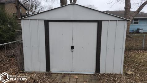 15 Lakeview Drive Mason City IA 50401