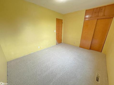 1330 Sunset Drive Hampton IA 50441