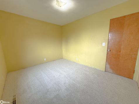 1330 Sunset Drive Hampton IA 50441