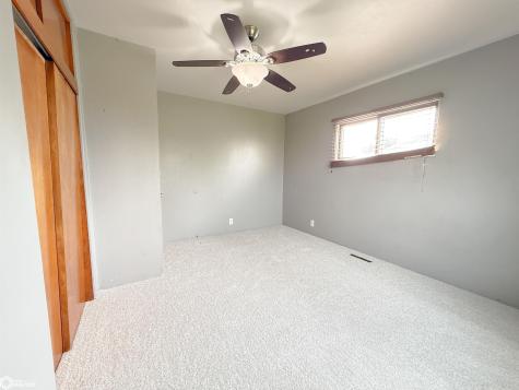 1330 Sunset Drive Hampton IA 50441