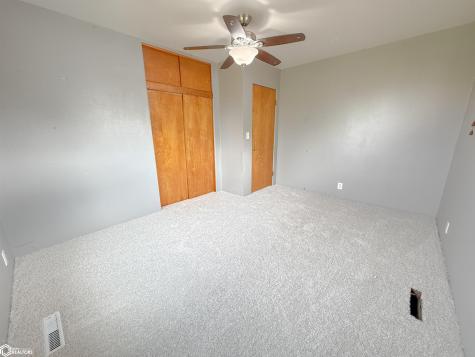 1330 Sunset Drive Hampton IA 50441