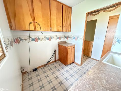 1330 Sunset Drive Hampton IA 50441