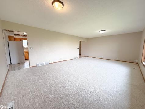 1330 Sunset Drive Hampton IA 50441