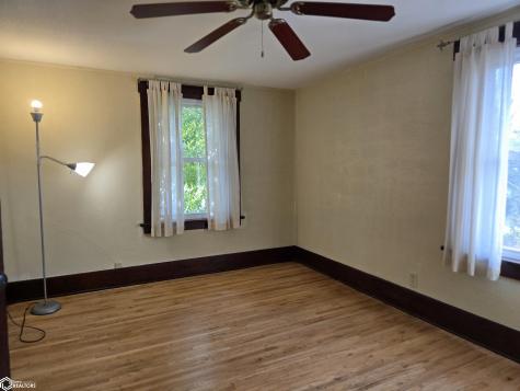 221 14th Street NW Mason City IA 50401